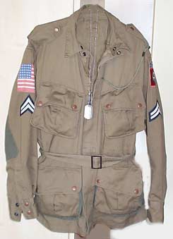 M42 Jump Jacket with WW2 GI Dog Tags